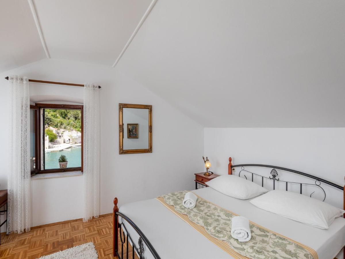 Holiday Home By The Sea - Nina & Kate 스톤 외부 사진
